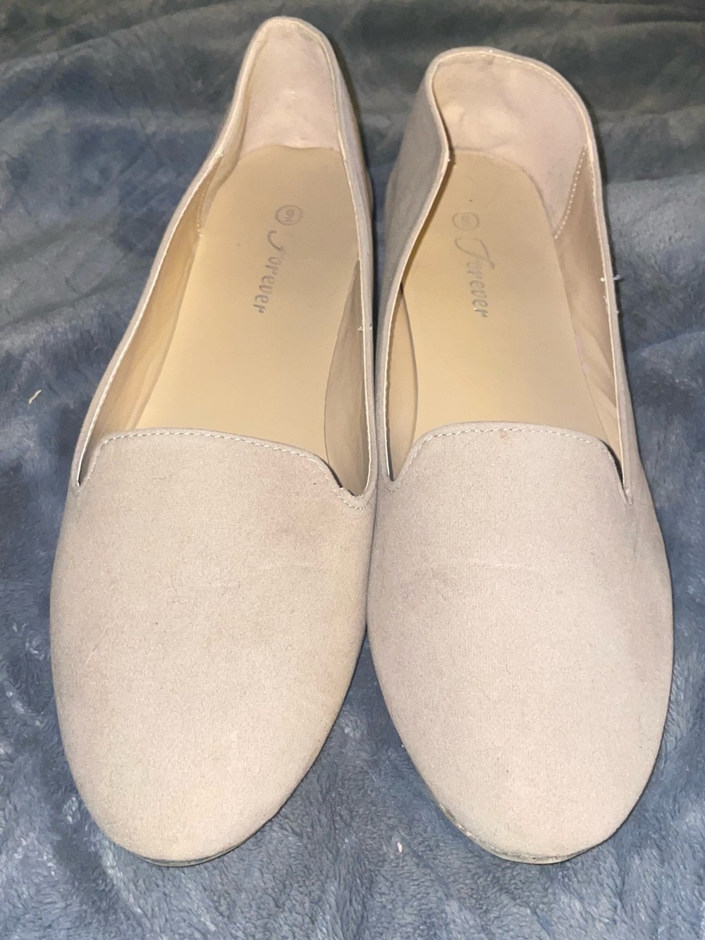 Womens size 9 flats